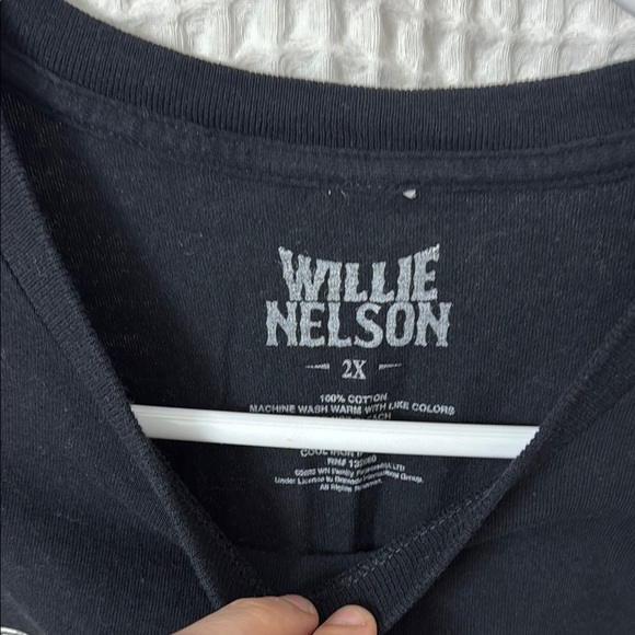 Willie Nelson 2023 Tour T-Shirt - Size XXL - Picture 2 of 3